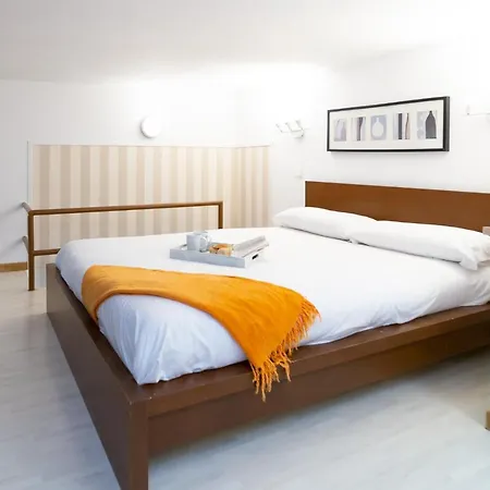 Apartamentos Puerta Del Sol I-3